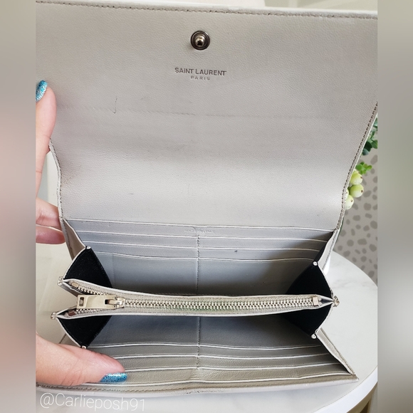 *SOLD* Authentic Pre-owned Yves Saint Laurent Croc Embossed Leather Flap Wallet - Picture 7 of 16